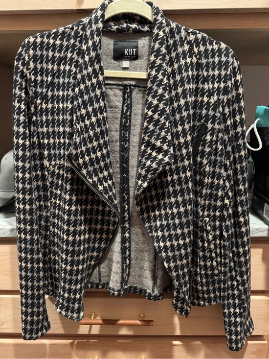 Kut from the Kloth Jackets & Blazers - Kut from the Kloth Black & Cream Houndstooth Open-Front knit Blazer